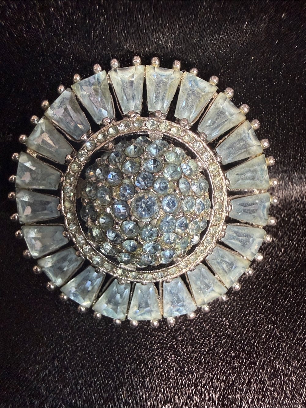 Sparkling Light Blue Crystal Round Brooch - Unbranded